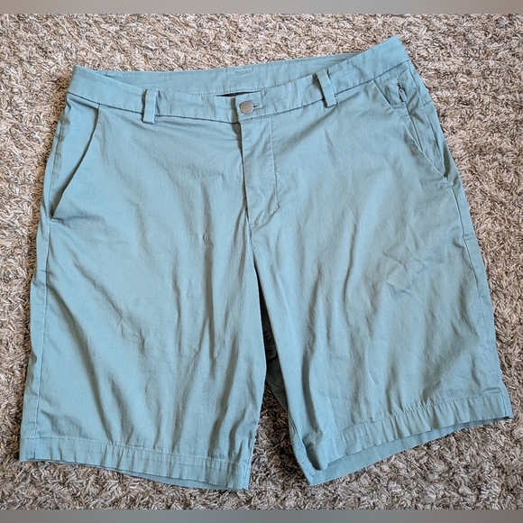 Lululemon Commission Classic Fit Teal 9" Shorts Men's 33 - Picture 1 of 7